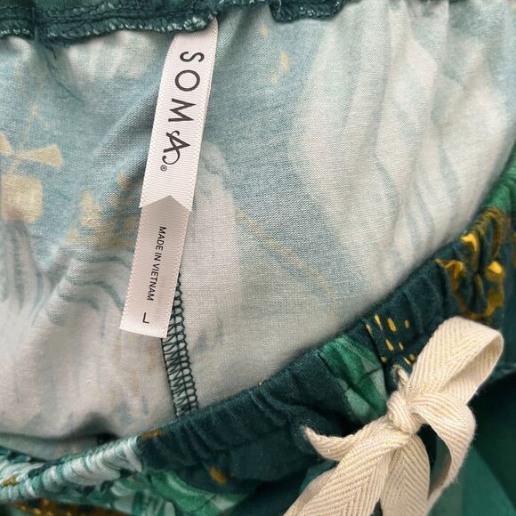 Soma Embraceable Pajamas Large Christmas Ornaments Holiday Winter Green Gold - Picture 15 of 15